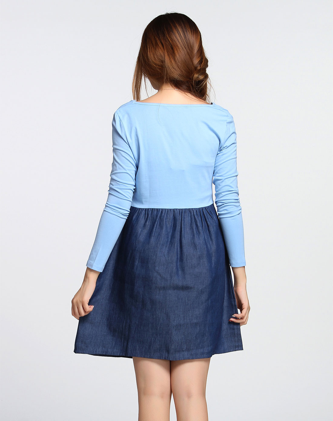 浅粉蓝色优雅时尚个性长袖连衣裙