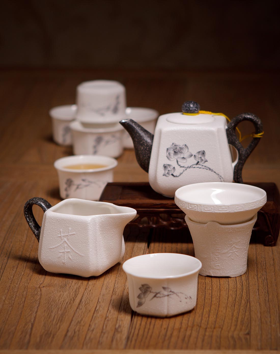 景德镇瓷器茶具套装10头-雪花四方小壶