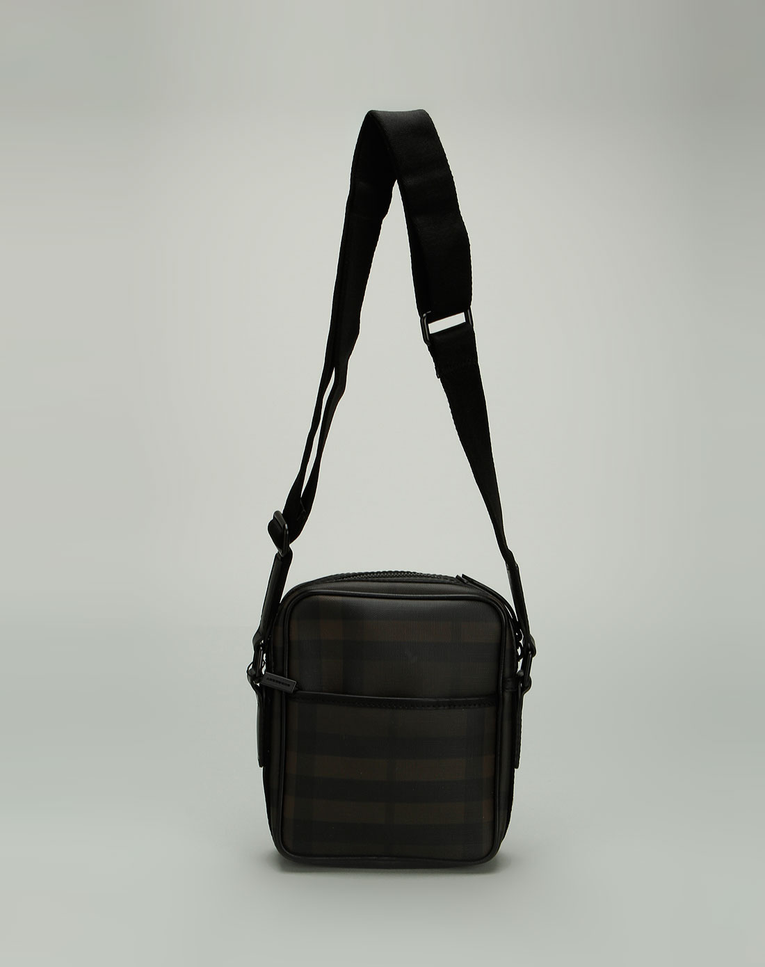 男款棕色时尚帅气斜挎包