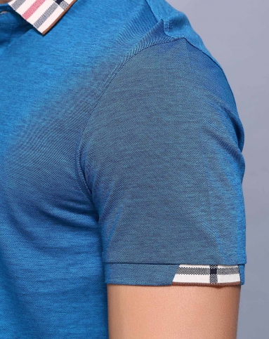 男款孔蓝色短袖t恤衫