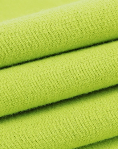 浅绿色短袖连衣裙