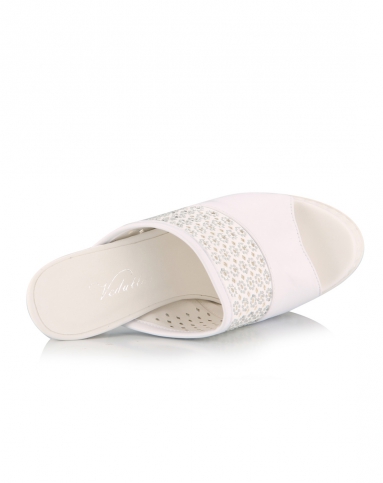 2014新款女款白色牛皮橡胶底拖鞋