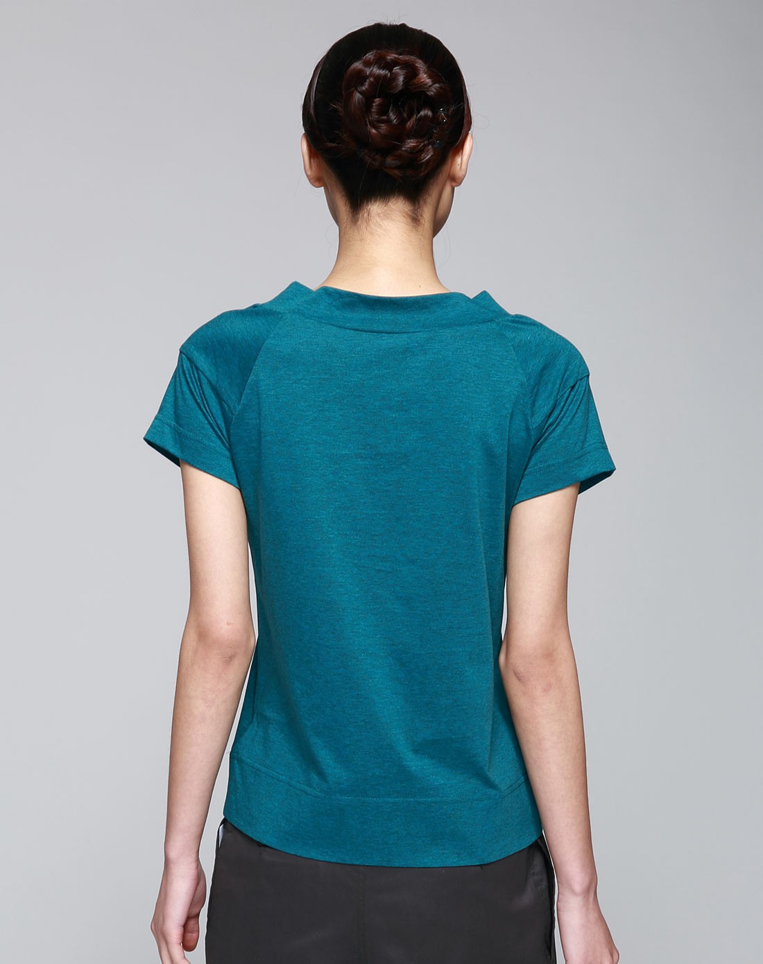 深青绿色圆领印图短袖t恤