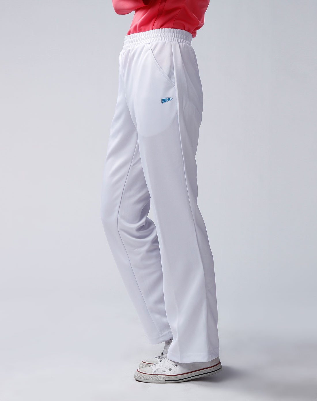 女款白色开襟卫衣套(裤)