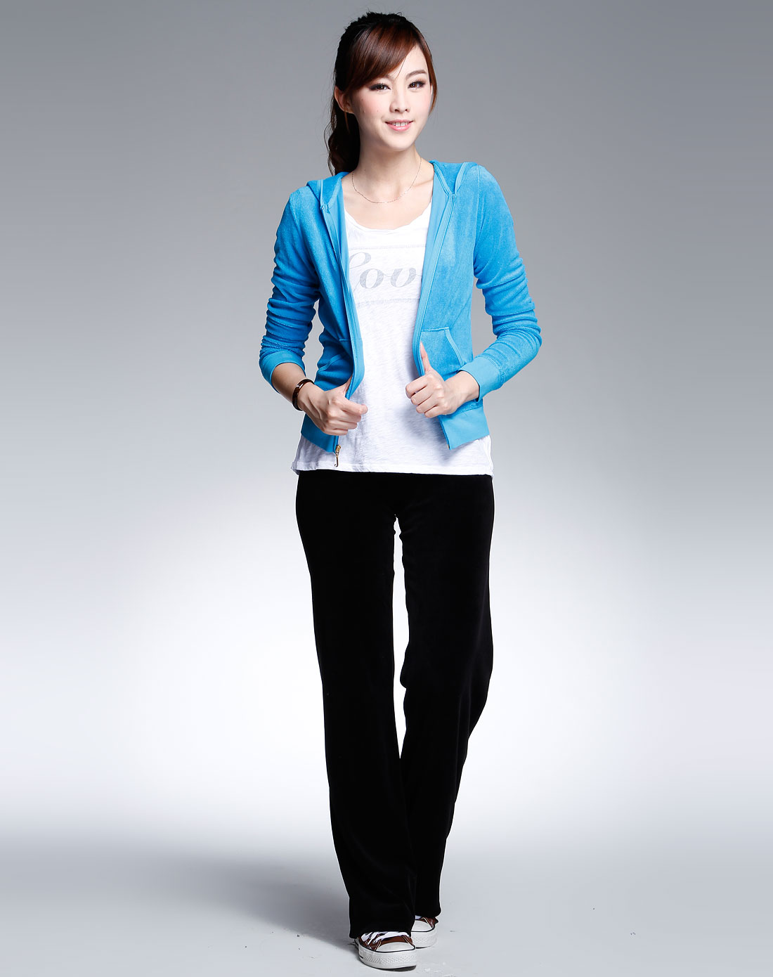 女款白色素雅长袖外套-唯品会