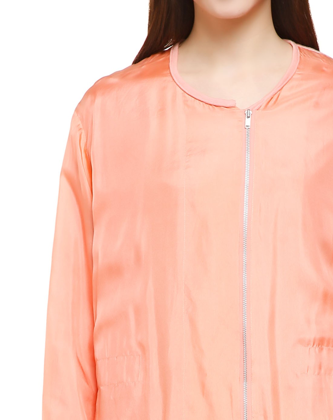 浅橙色经典休闲长袖外套