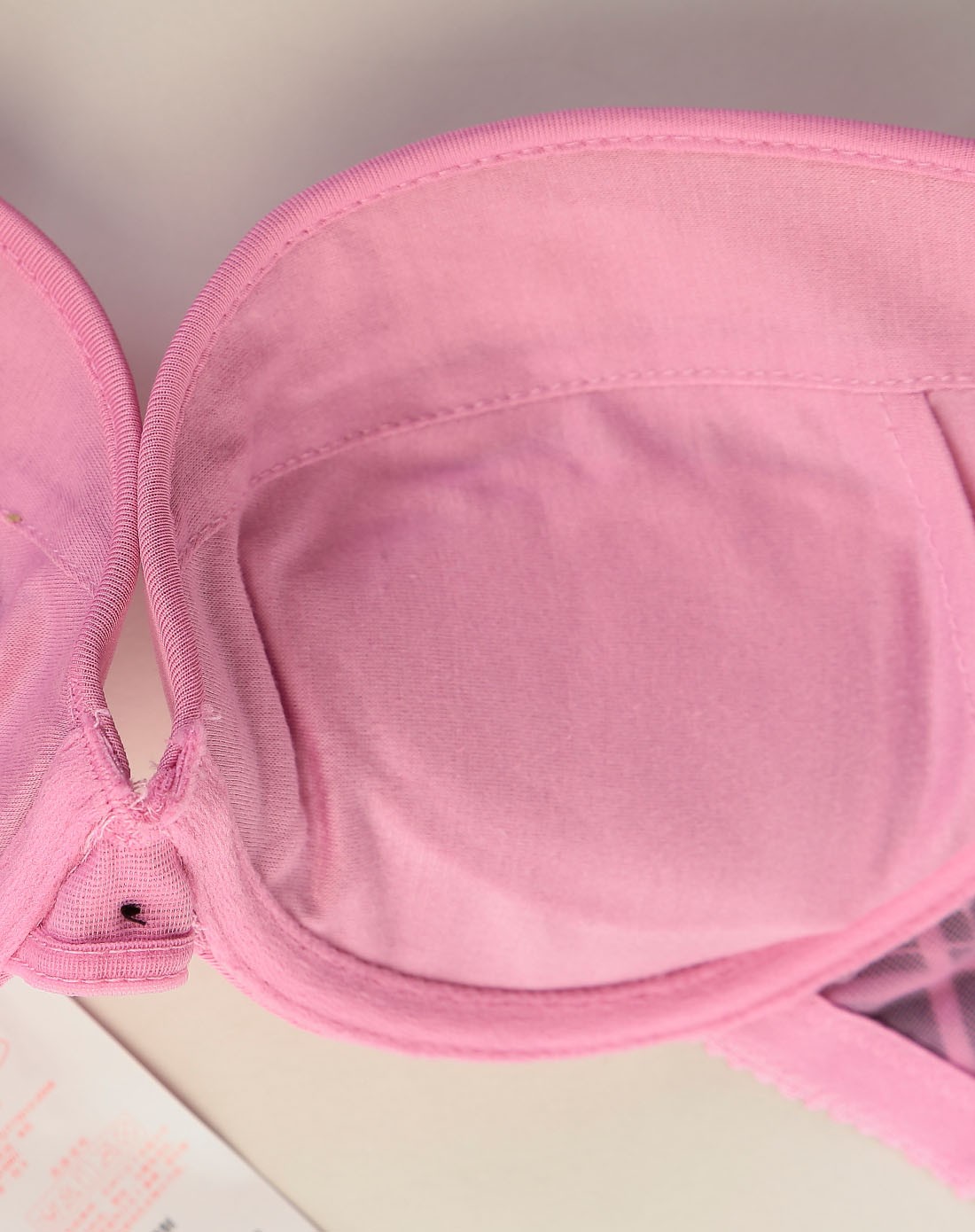 玛登玛朵深粉红/黑色3/4上薄下厚杯文胸