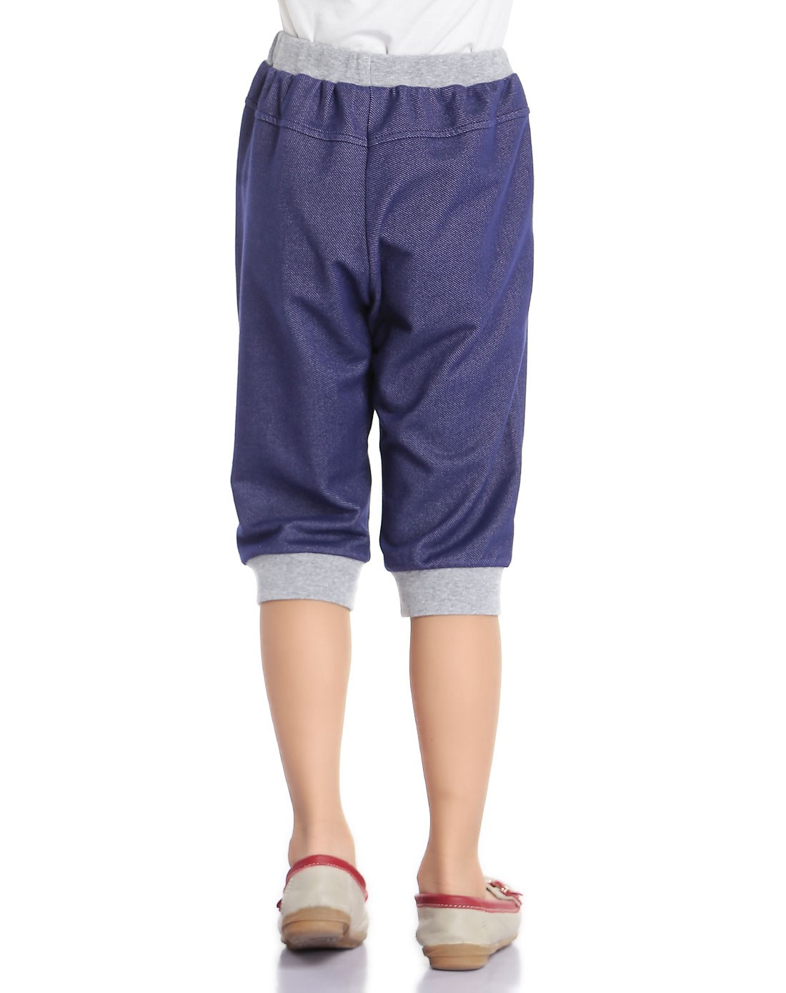 男童深蓝色束腿针织六分裤