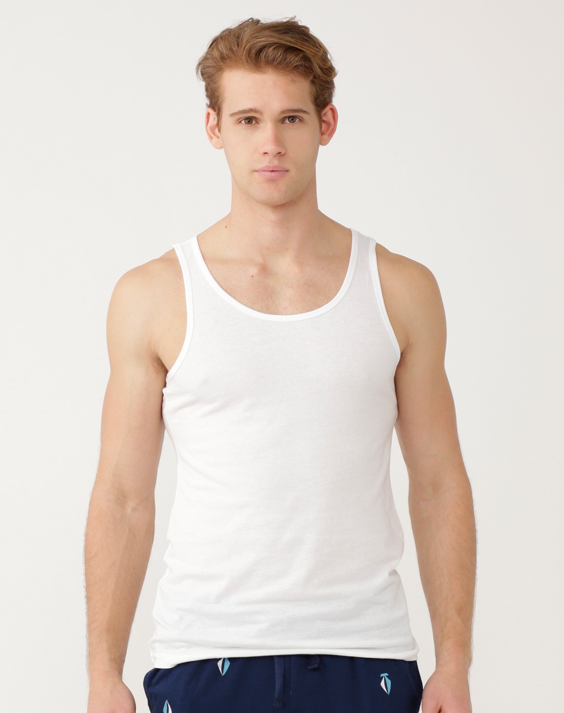 男式白色运动背心