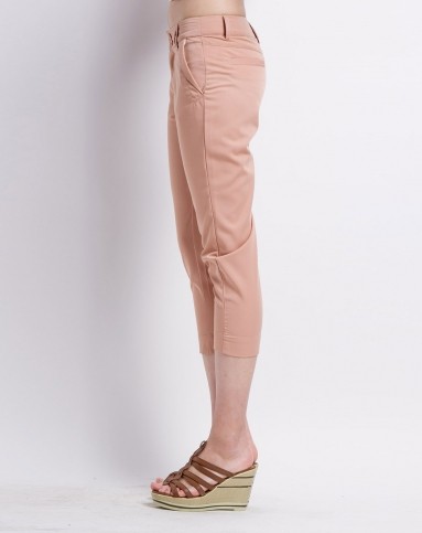 浅肉桂色 女款时尚哈伦水洗六分长裤