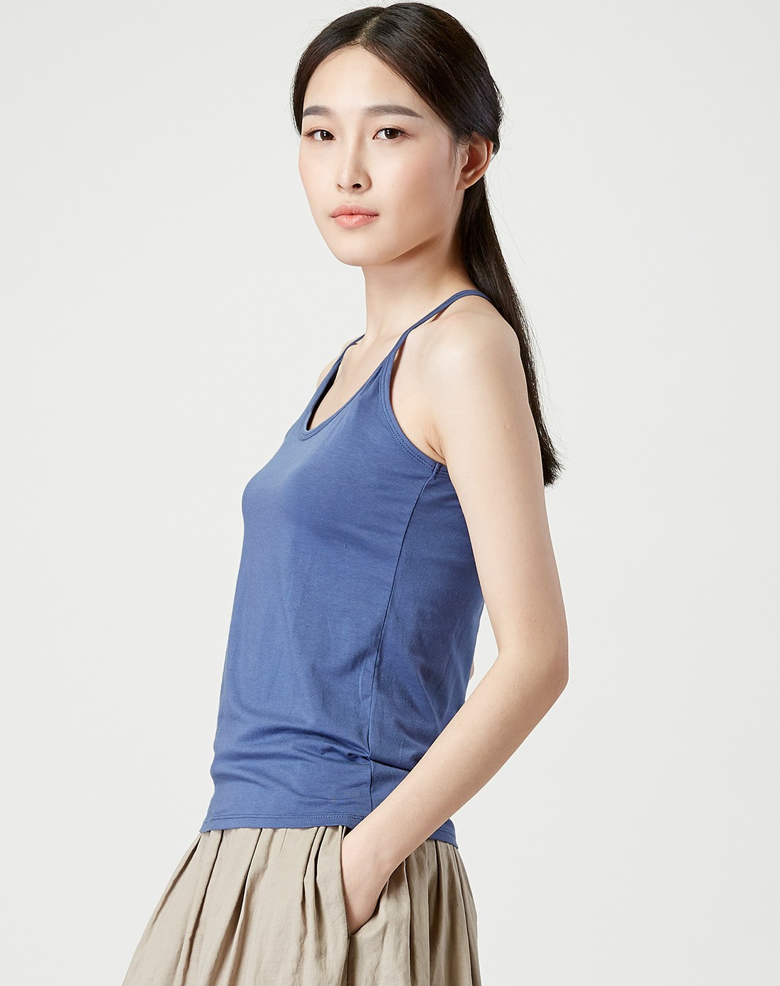 莫代尔女士吊带背心