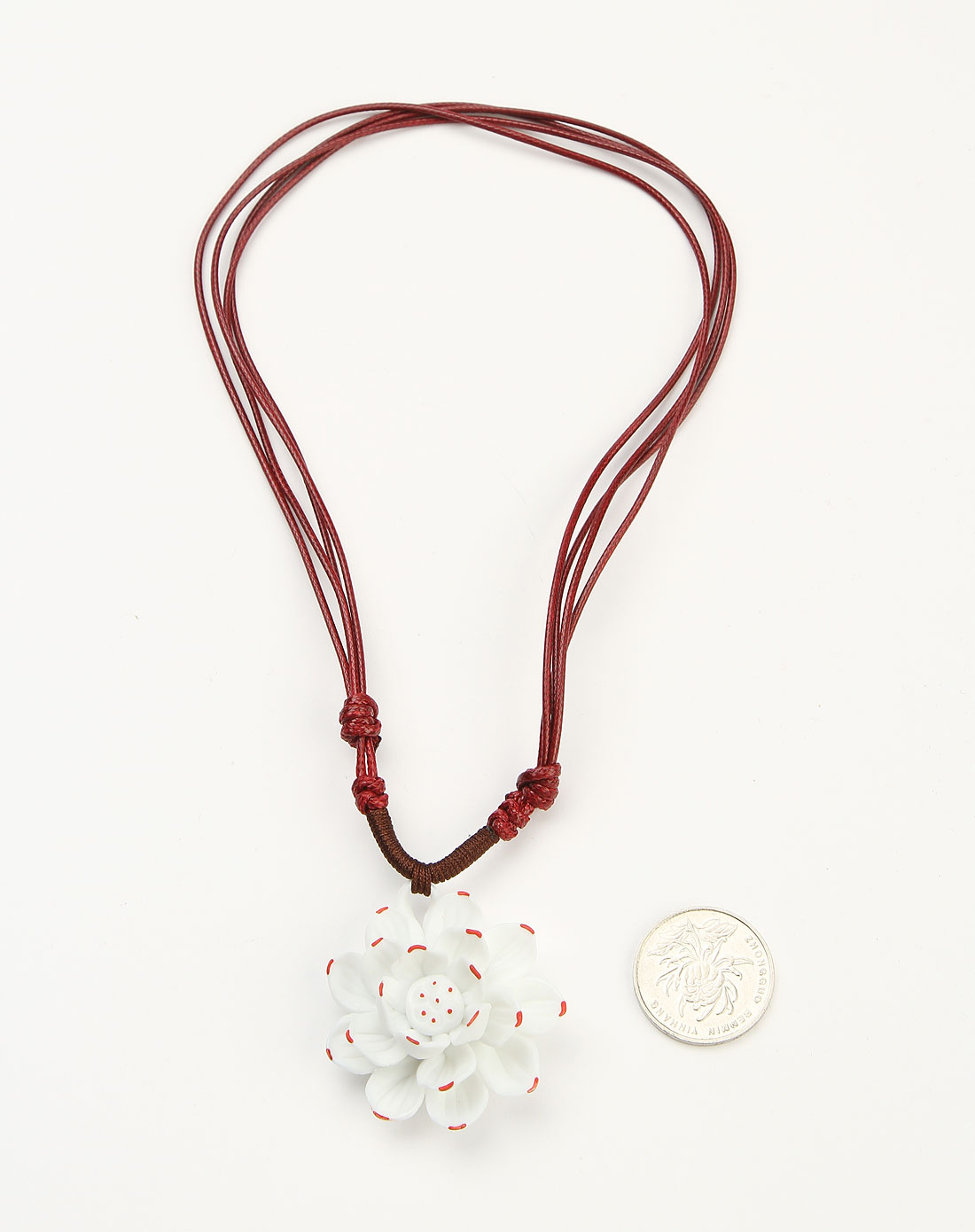 白色优雅荷花陶瓷项链