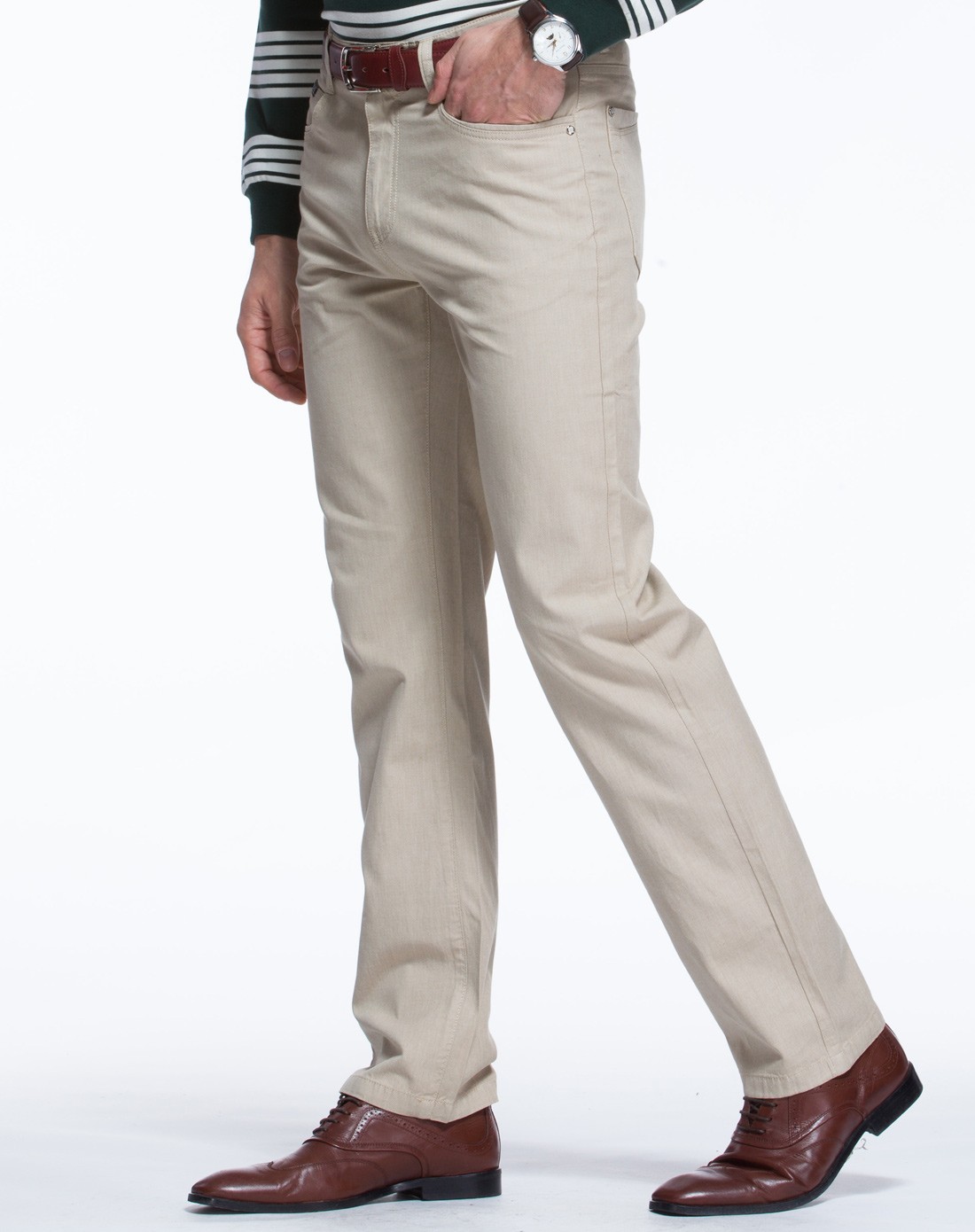 浅卡其色时尚休闲长裤