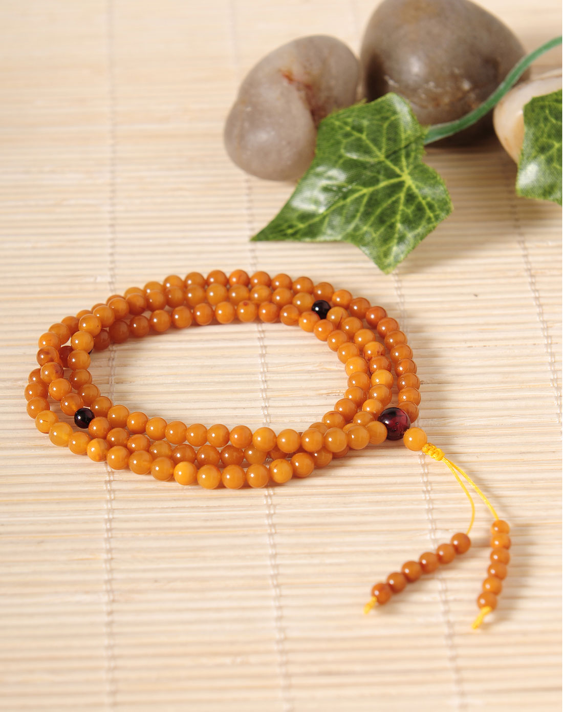 褐黄色老润天成5mm天然老蜜蜡108粒佛珠手链(附鉴定证书)