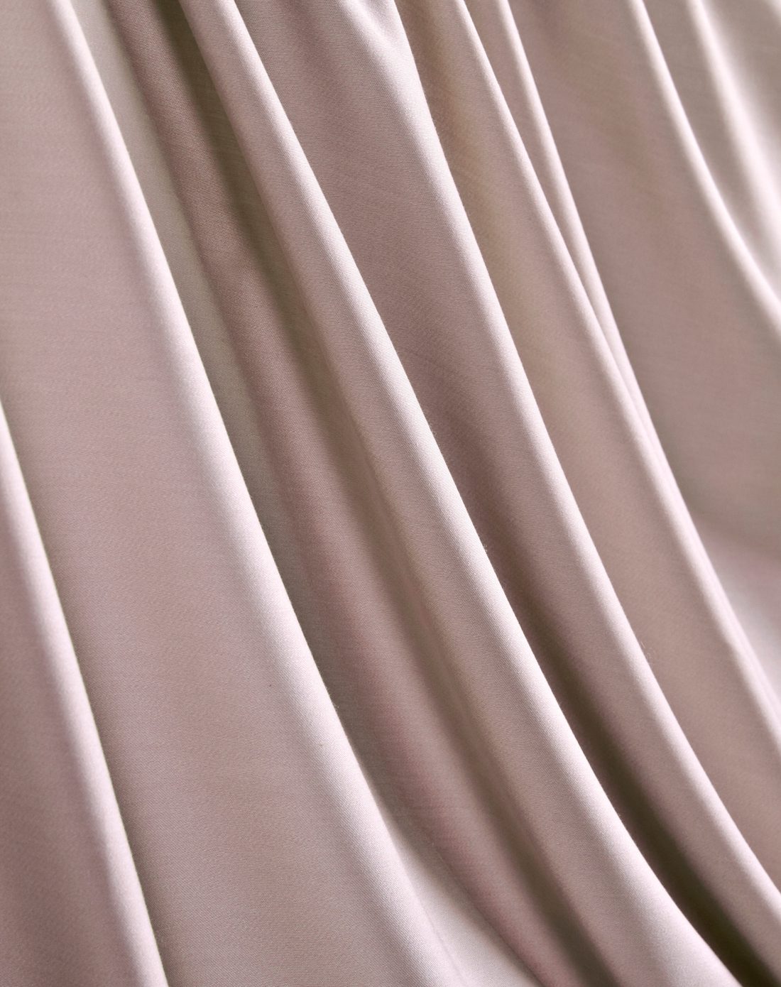 浅豆沙色爽滑素色天丝四件套1.8米床