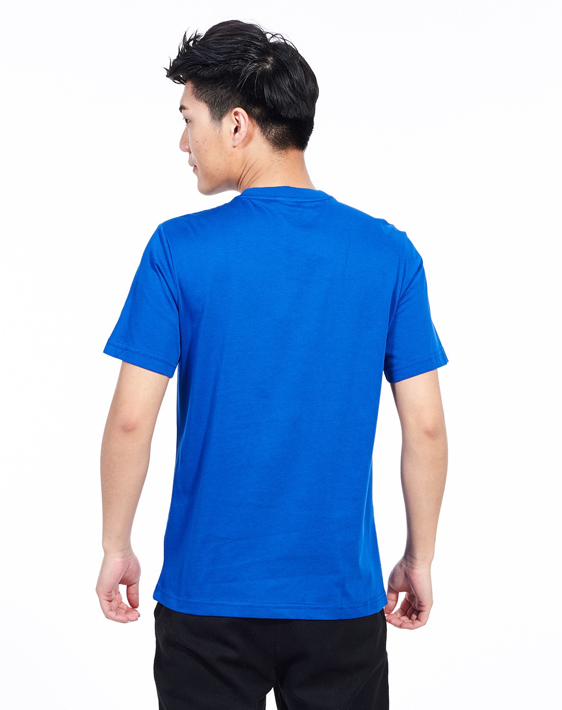 快干排汗 男款深蓝色短袖t恤 训练系列