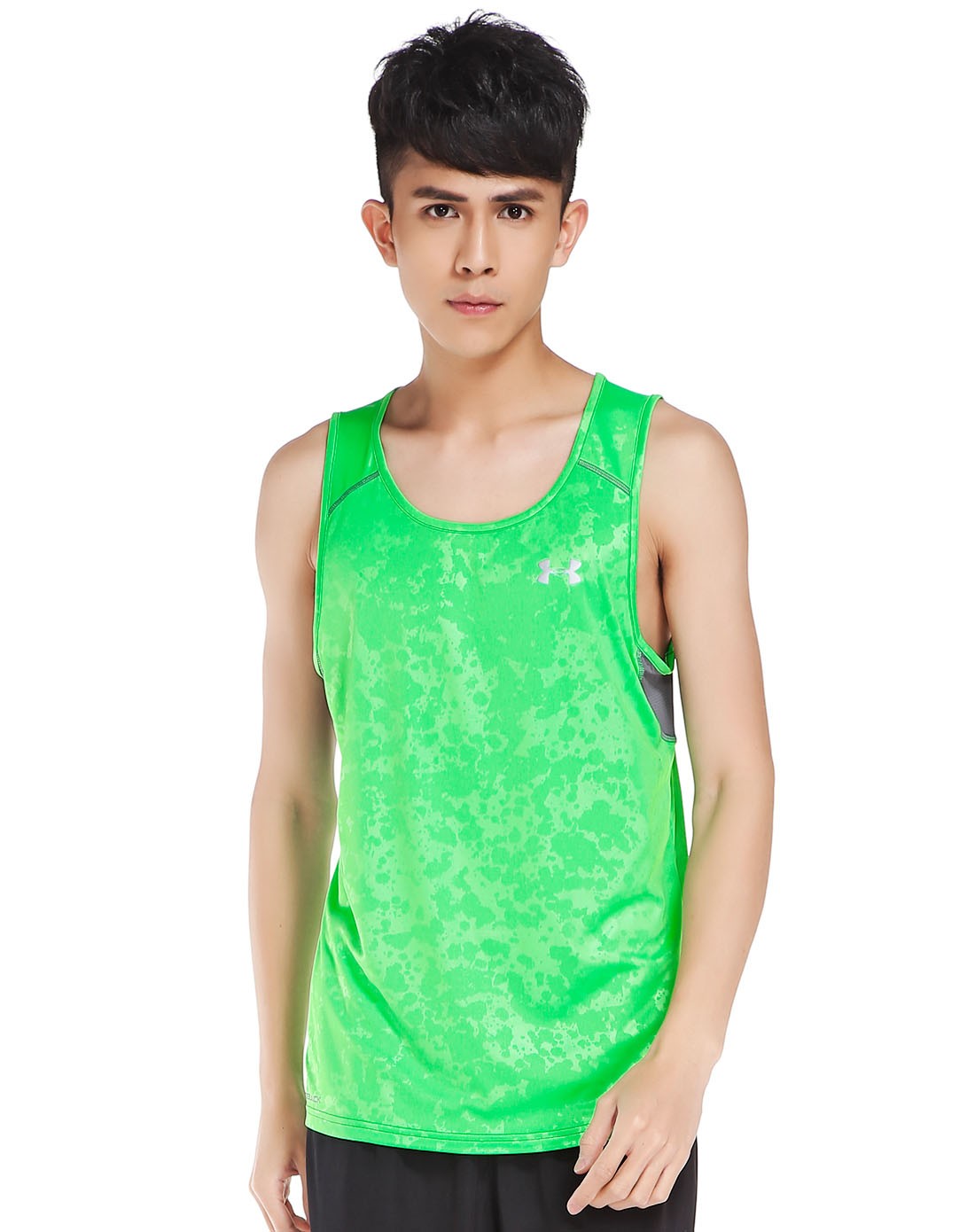 轻质透汗 男款绿色背心 运动舒适