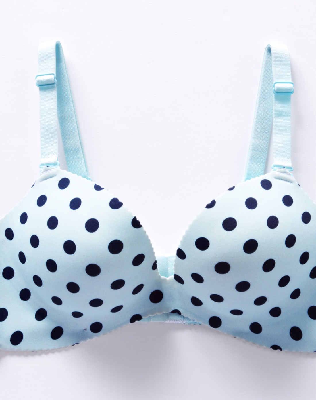 浅蓝色俏皮圆点一片掌托3/4厚杯文胸