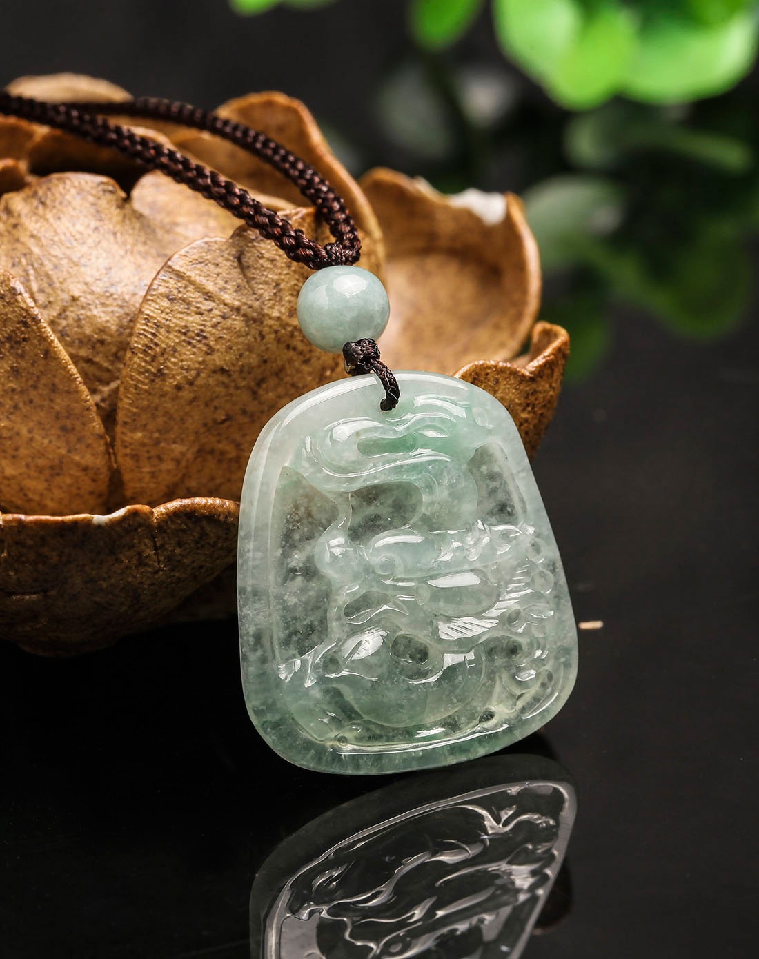 莹润精巧《望子成龙》a货翡翠(附国检证书)