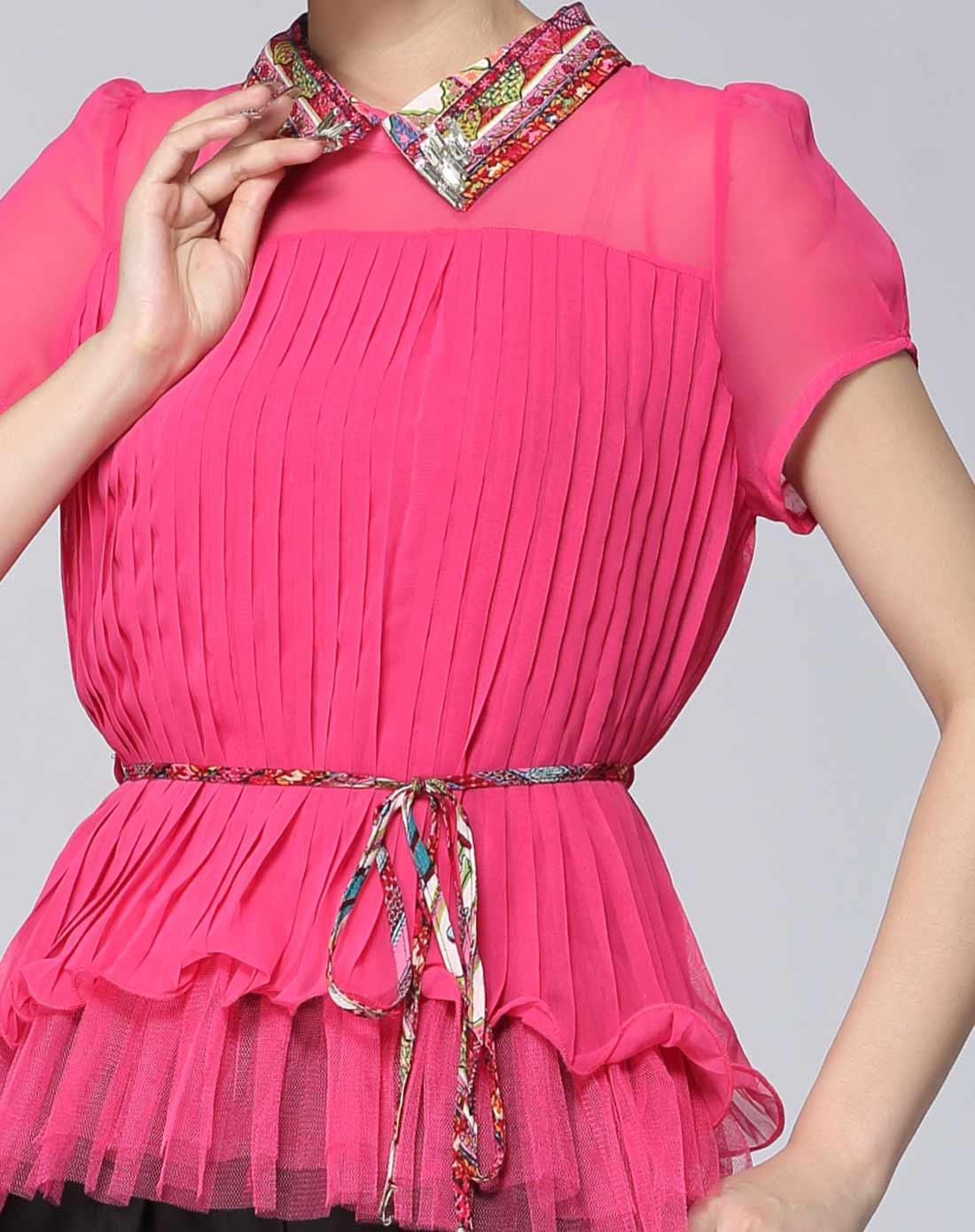 玫红色甜美雪纺娃娃领短袖百搭上衣