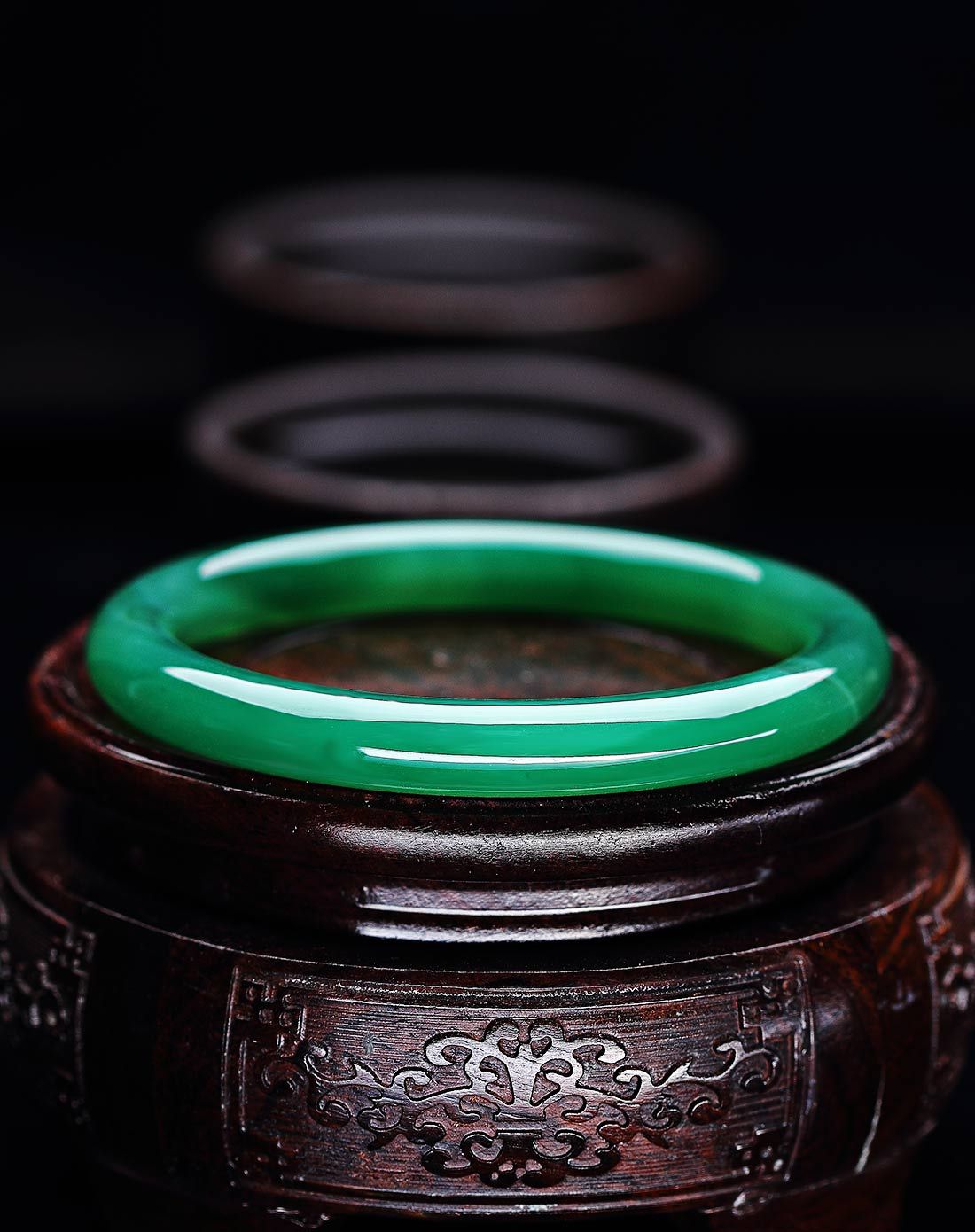 天然绿玛瑙手镯圆版 大号