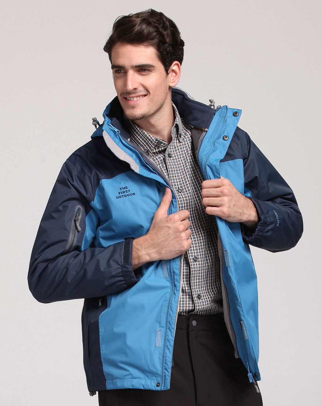 男款蓝色时尚长袖冲锋衣(两件套)