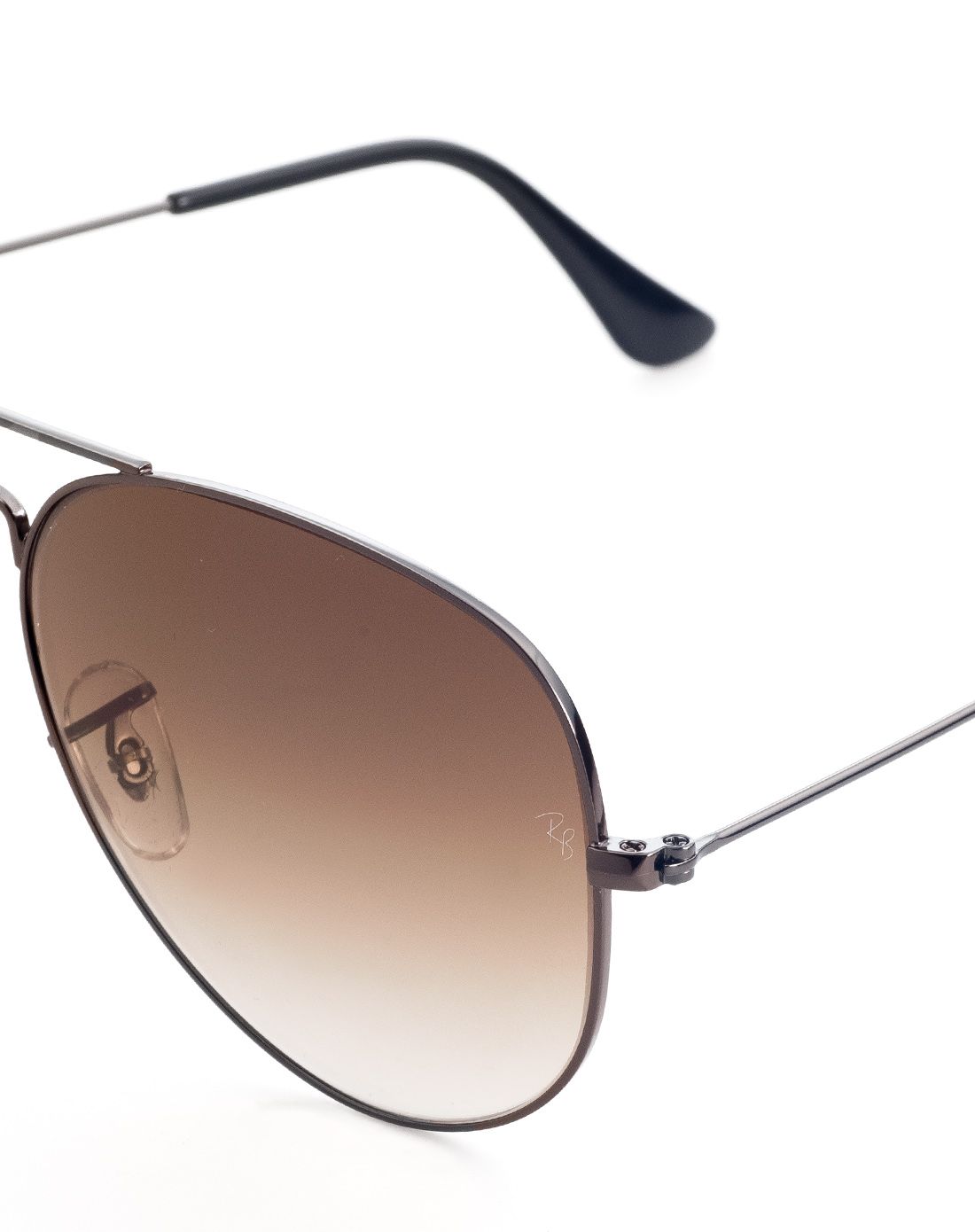 枪色镜框,茶色渐变镜片太阳镜