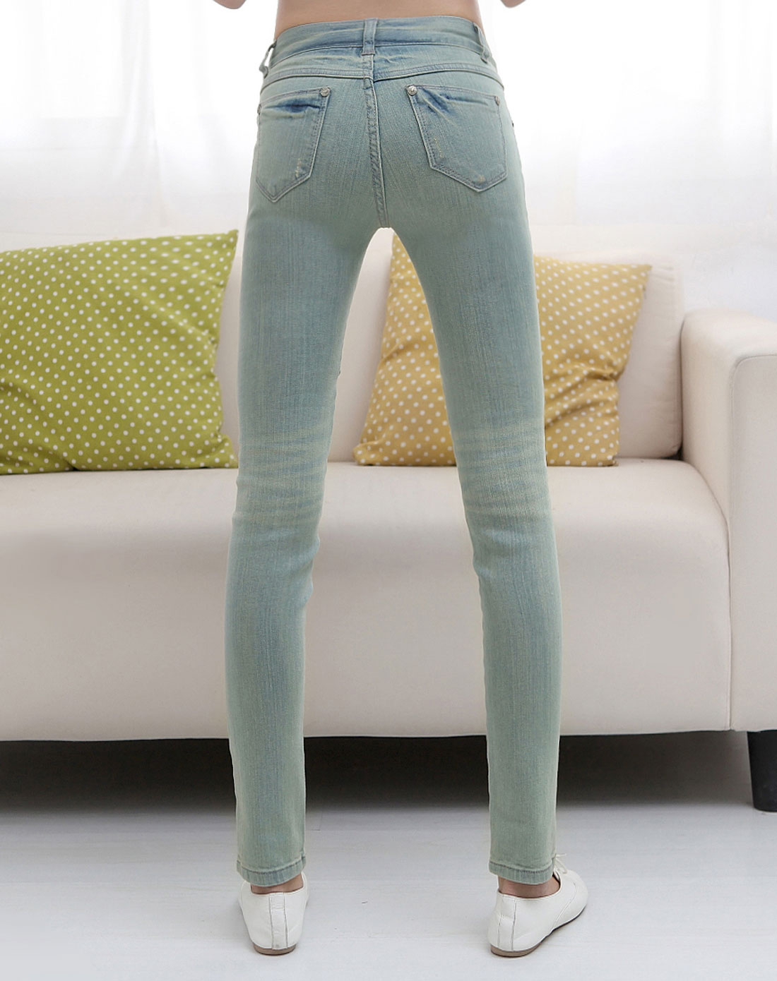 拉链小脚牛仔裤