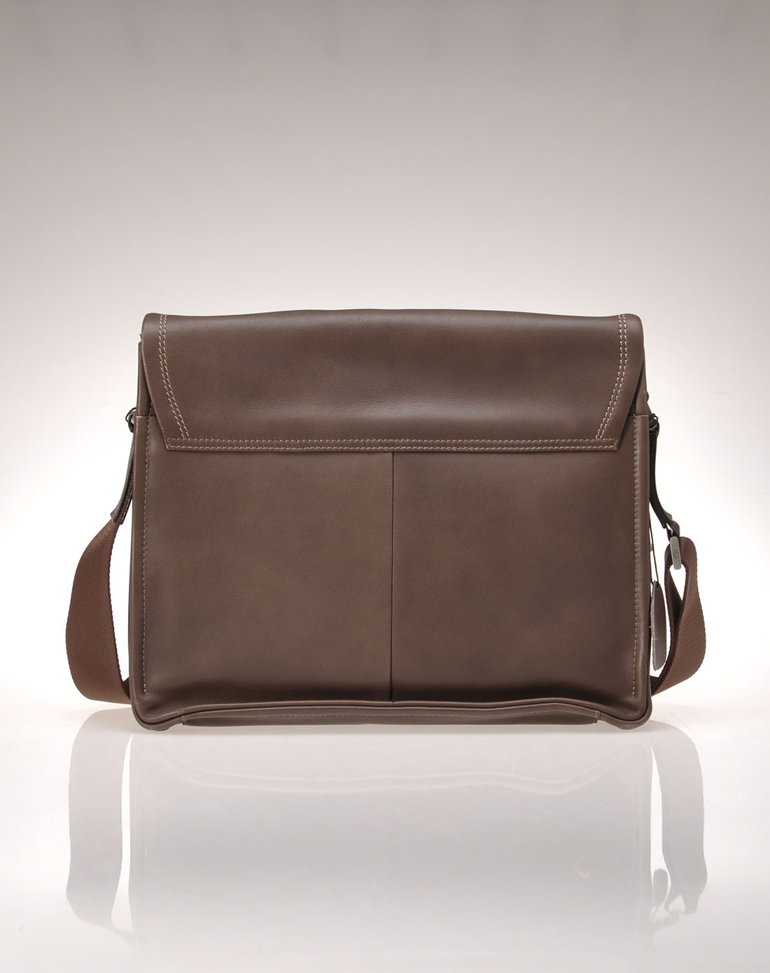 男款灰色牛皮时尚斜挎包