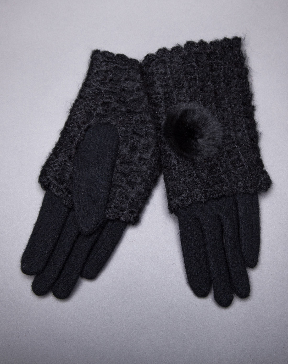 黑色高贵毛球手套