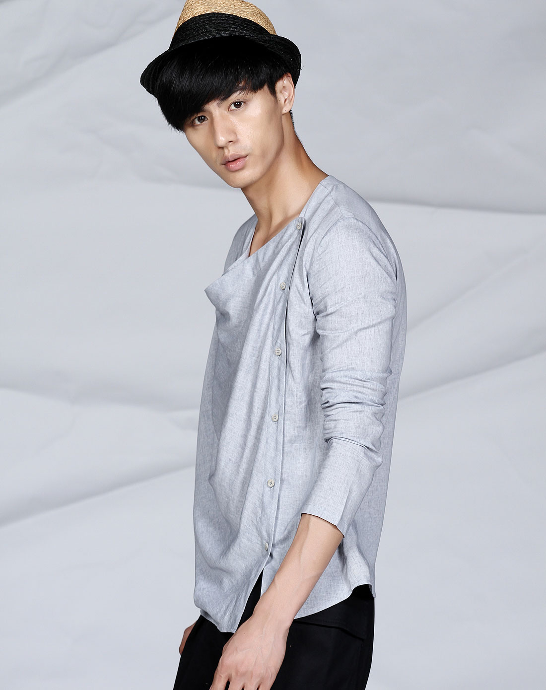 灰色亚麻宽松长袖男士衬衫
