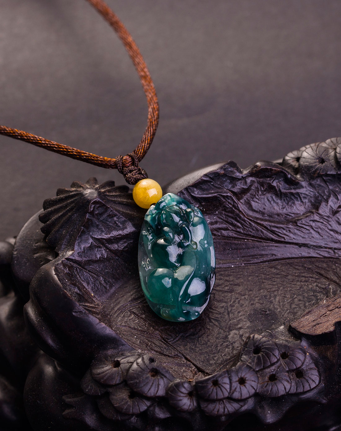 通透蓝水种精雕貔貅挂件_天然a货翡翠