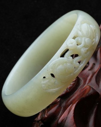 和田玉镂空雕花手镯-福寿