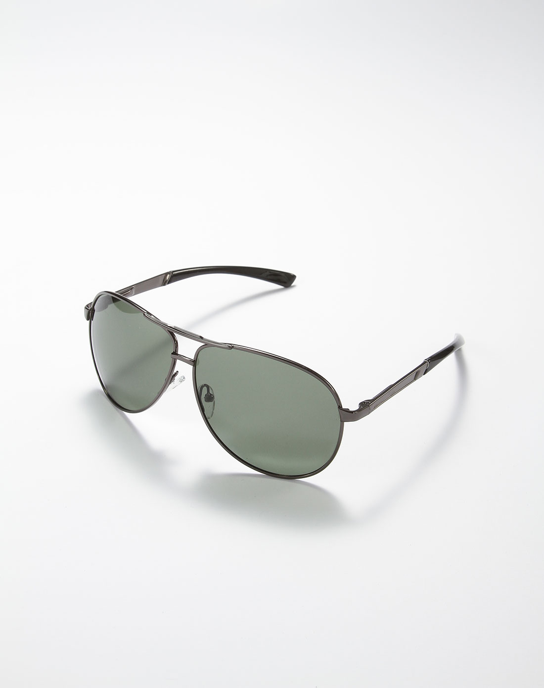 男款银灰色潮流百搭太阳镜