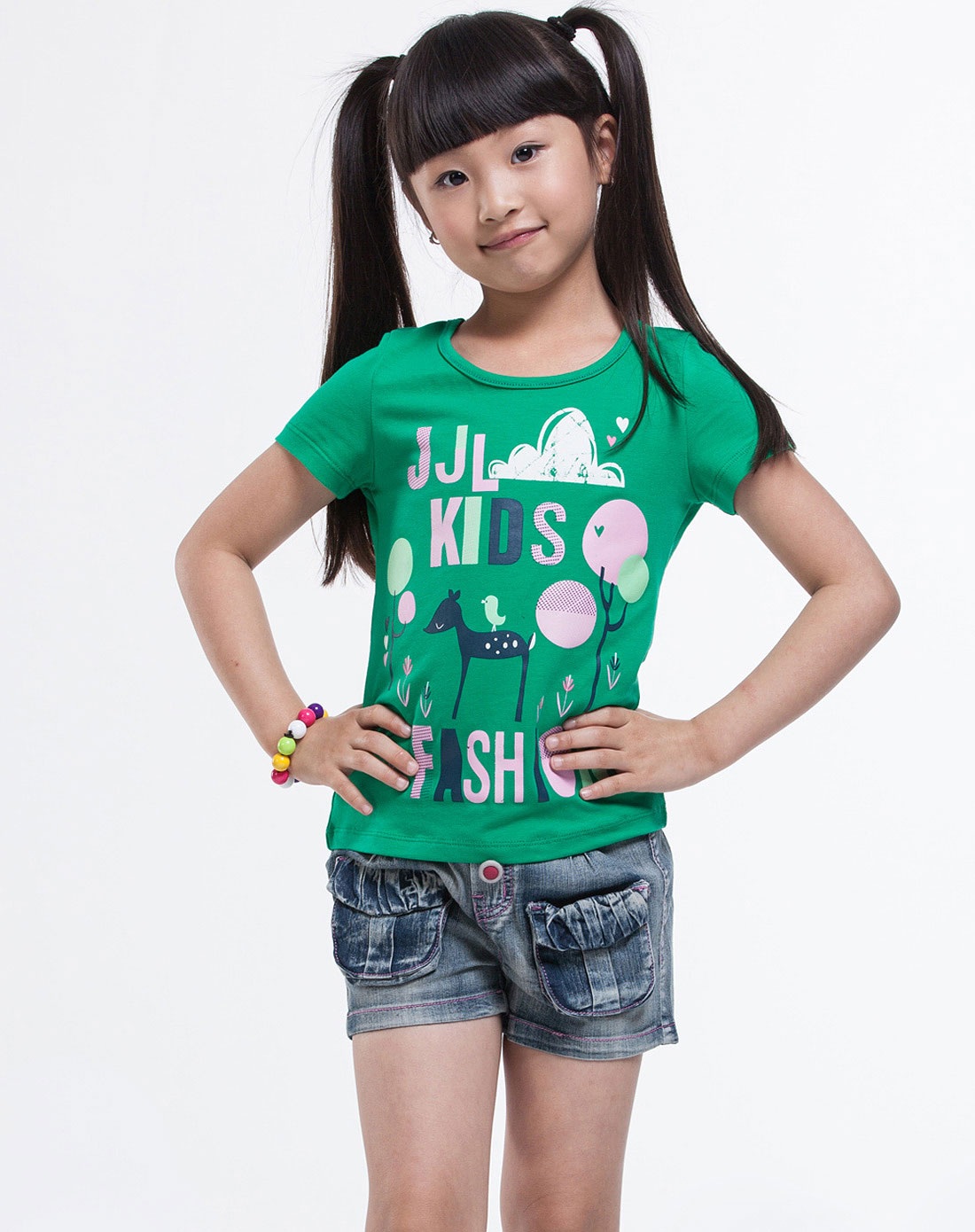 女童绿色彩色印花t恤