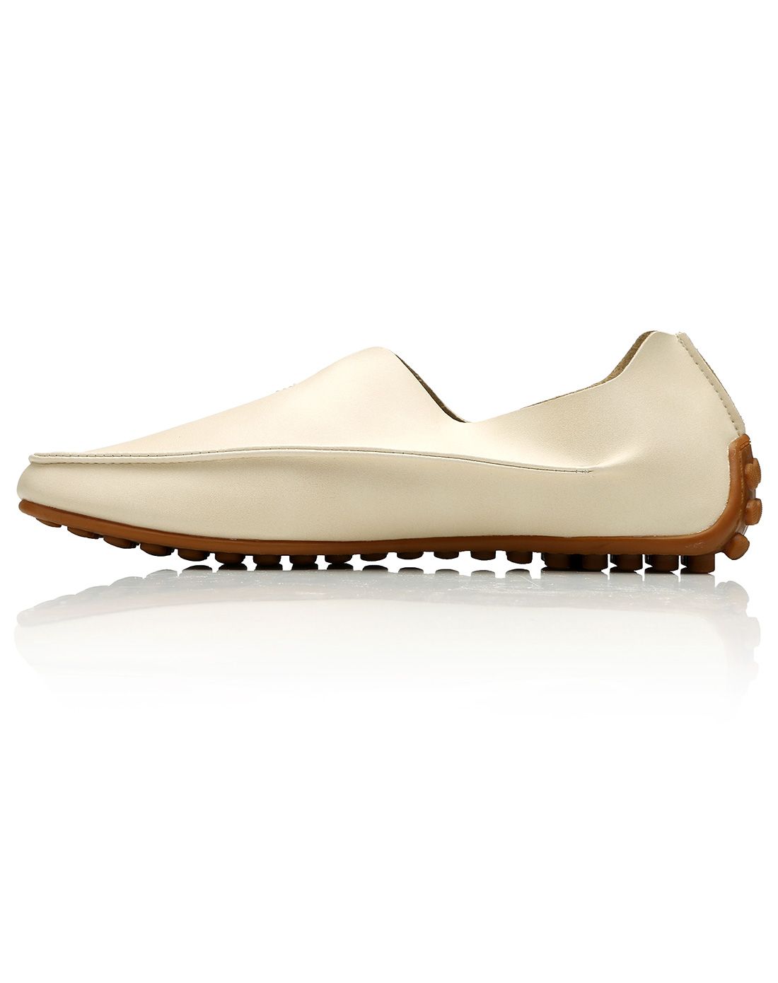 米白色轻巧舒适足弓鞋