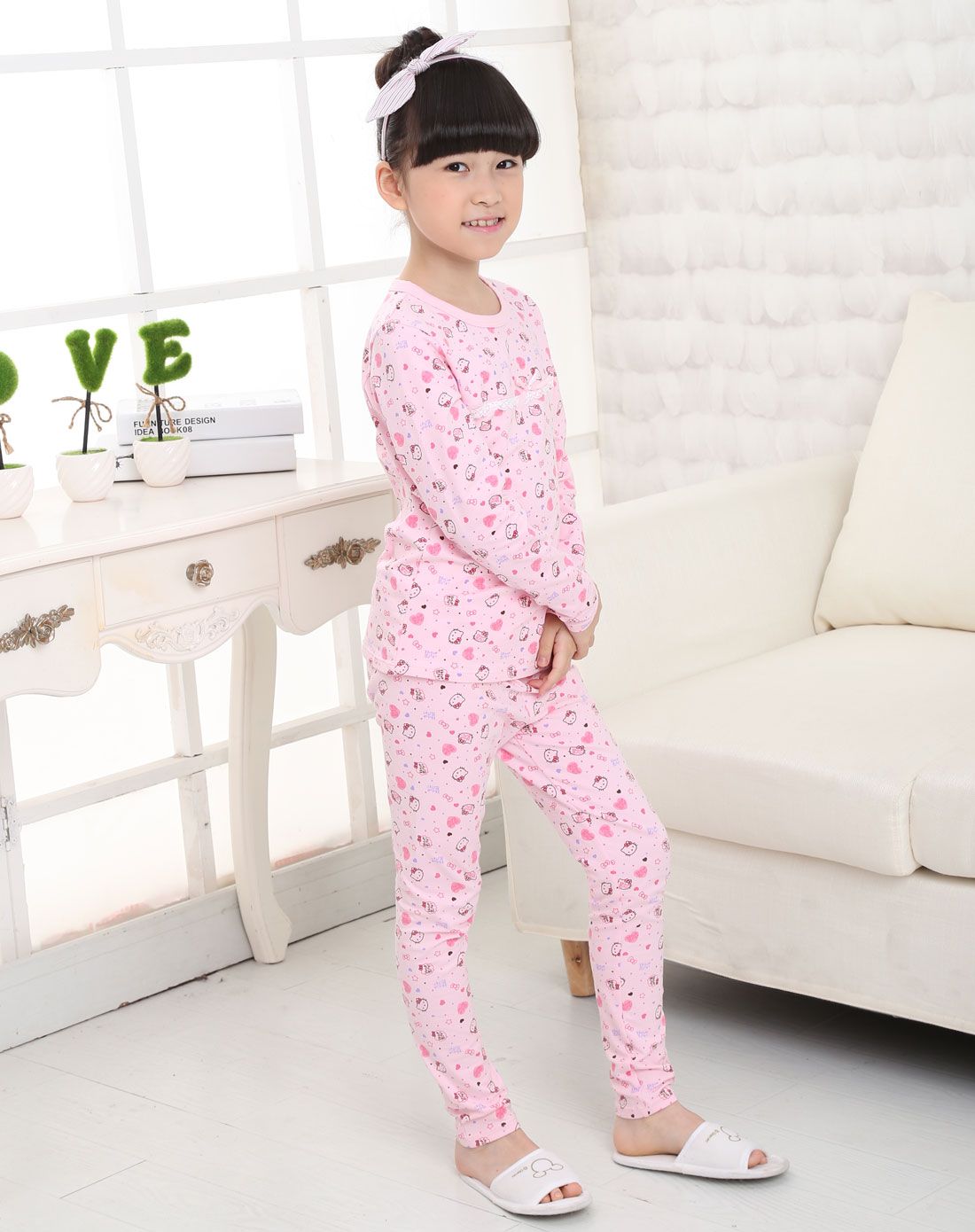 hello kitty粉色纯棉儿童内衣套装