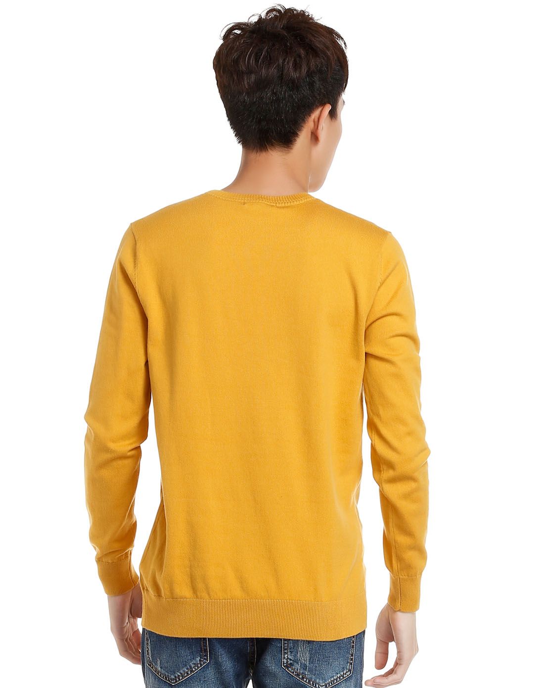 黄色都市时尚长袖针织衫