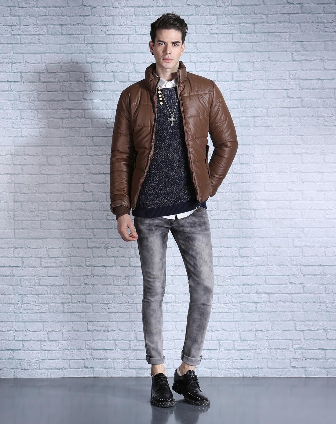 男款咖啡色棉衣