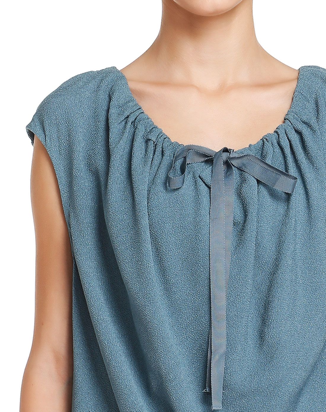 蓝色典雅休闲盖肩袖上衣