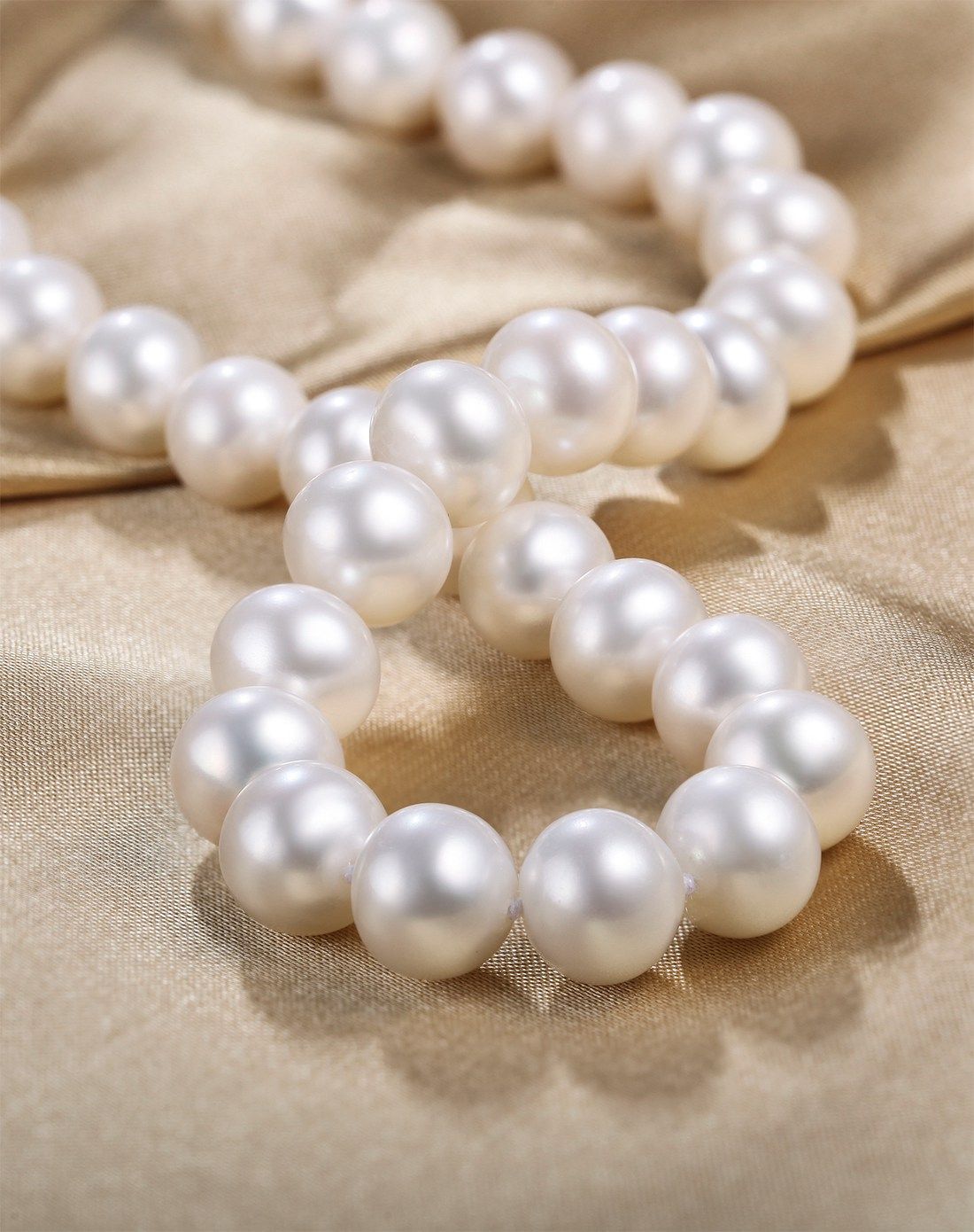 蓝色海洋 【珠光宝气】10-11mmaaa级强光微瑕天然珍珠项链(附证书)