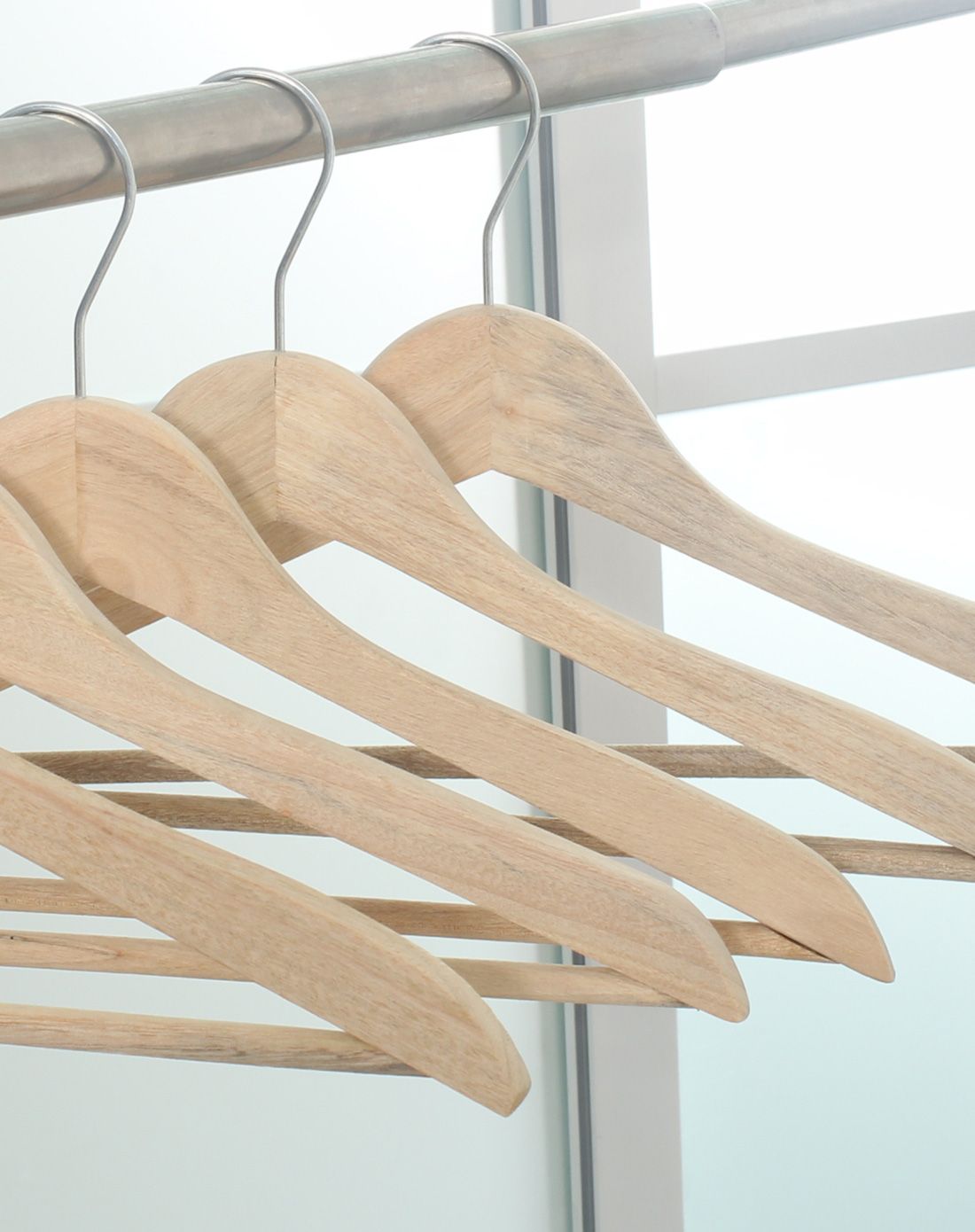 中式驱虫防蛀香樟木衣架(5个装)