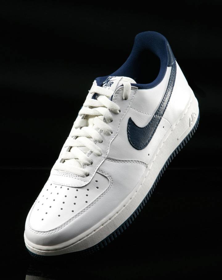 耐克Nike AIR FORCE 1 小白鞋 男款白色运动鞋