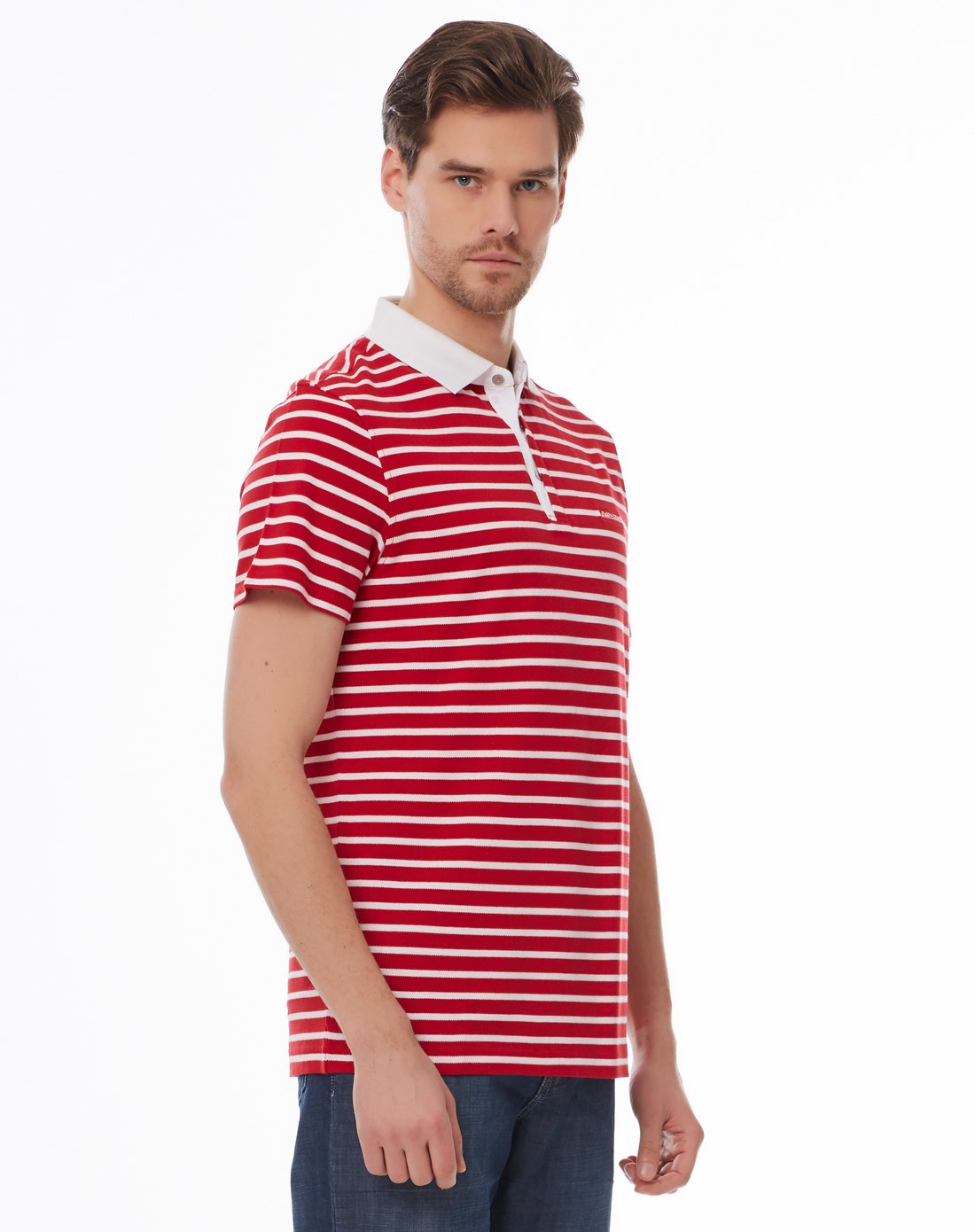 红/白色条纹休闲短袖t恤